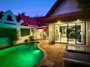 VIEW TALAY VILLAs POOL 53, JOMTIEN BEACH, PATTAYA
